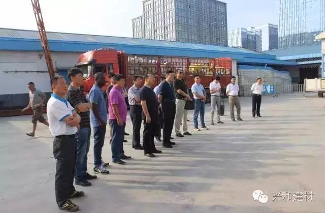 建湖|记事|湖北省住建厅、设计院领导及专家一行 莅临星河集团参观指导